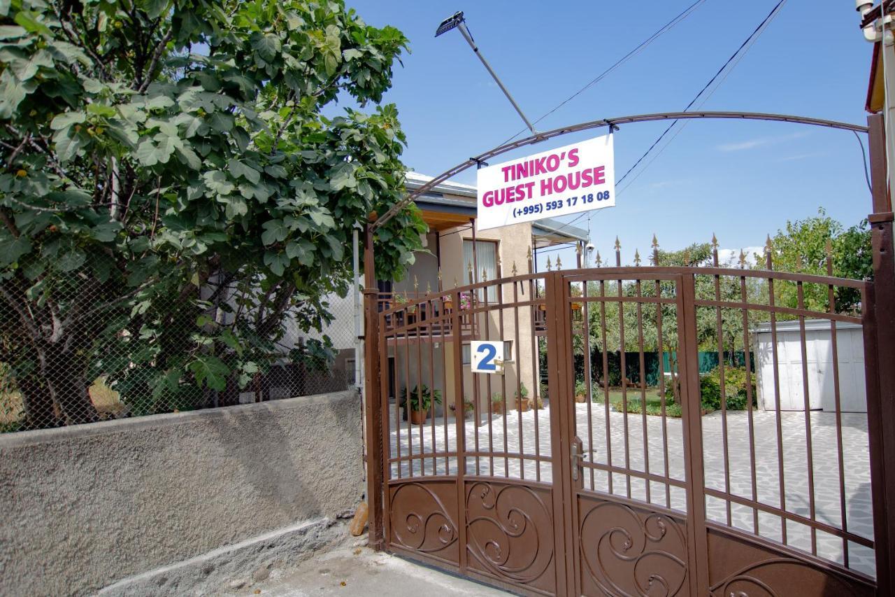 Гостевой дом Tinikos Телави Экстерьер фото